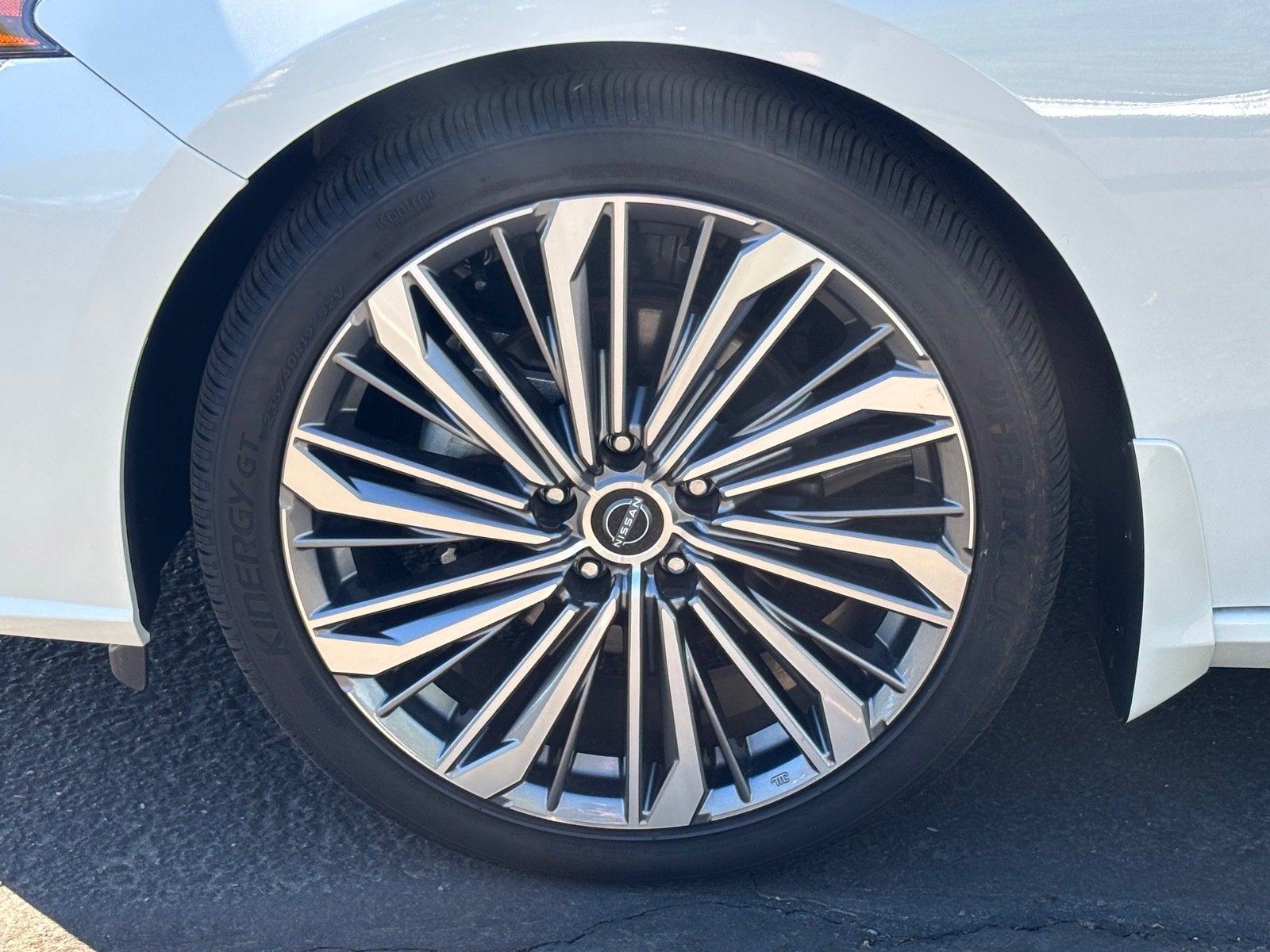 2025 Nissan Altima SL