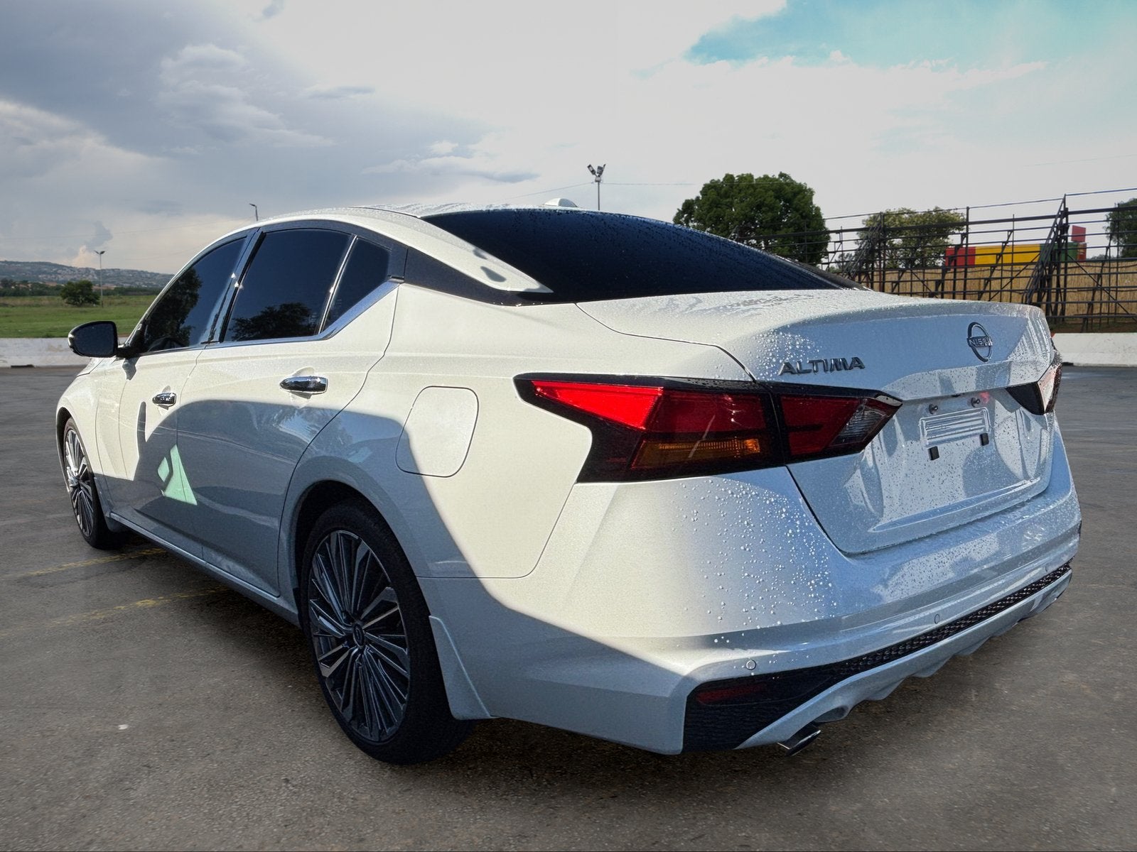 2025 Nissan Altima SL