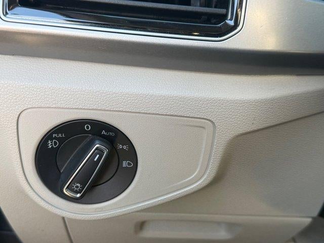 2019 Volkswagen Atlas 3.6L V6 SEL Premium