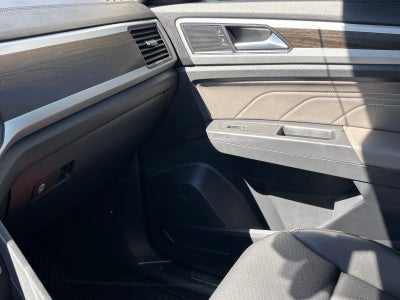 2021 Volkswagen Atlas 3.6L V6 SE w/Technology