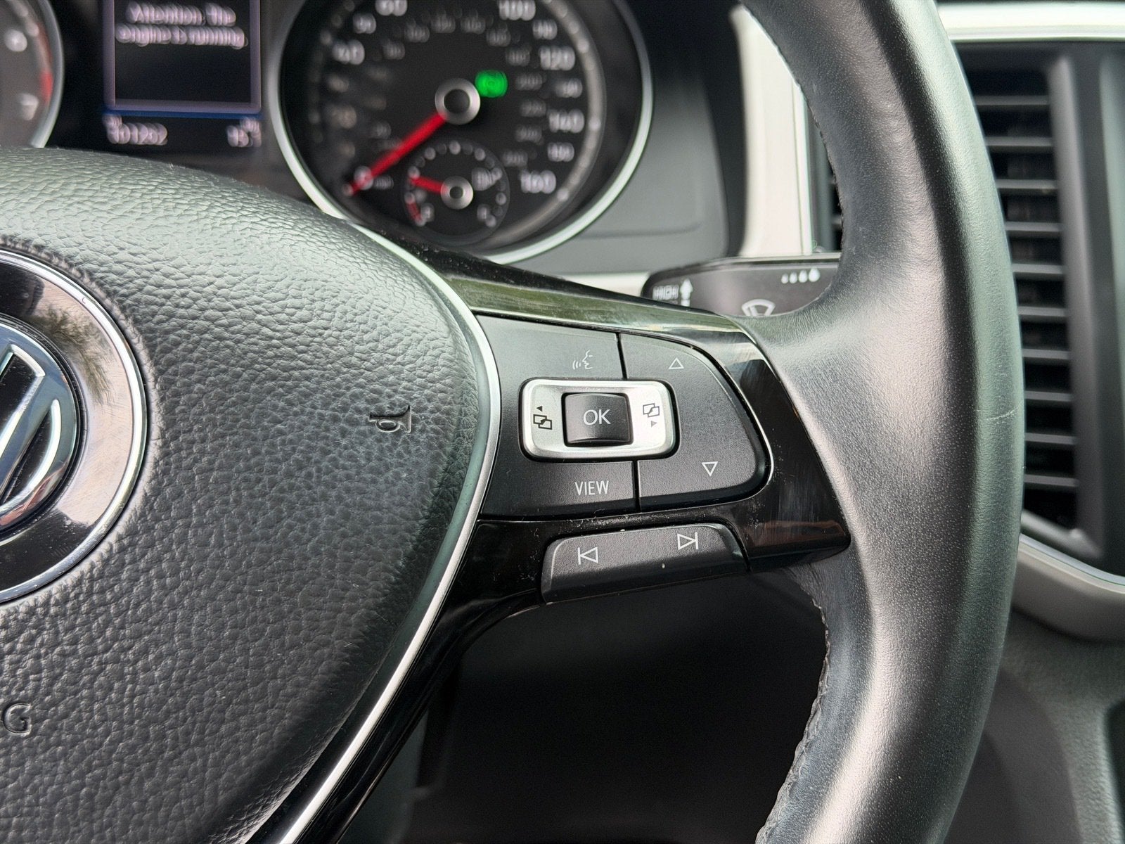 2019 Volkswagen Atlas 3.6L V6 SE w/Technology R-Line