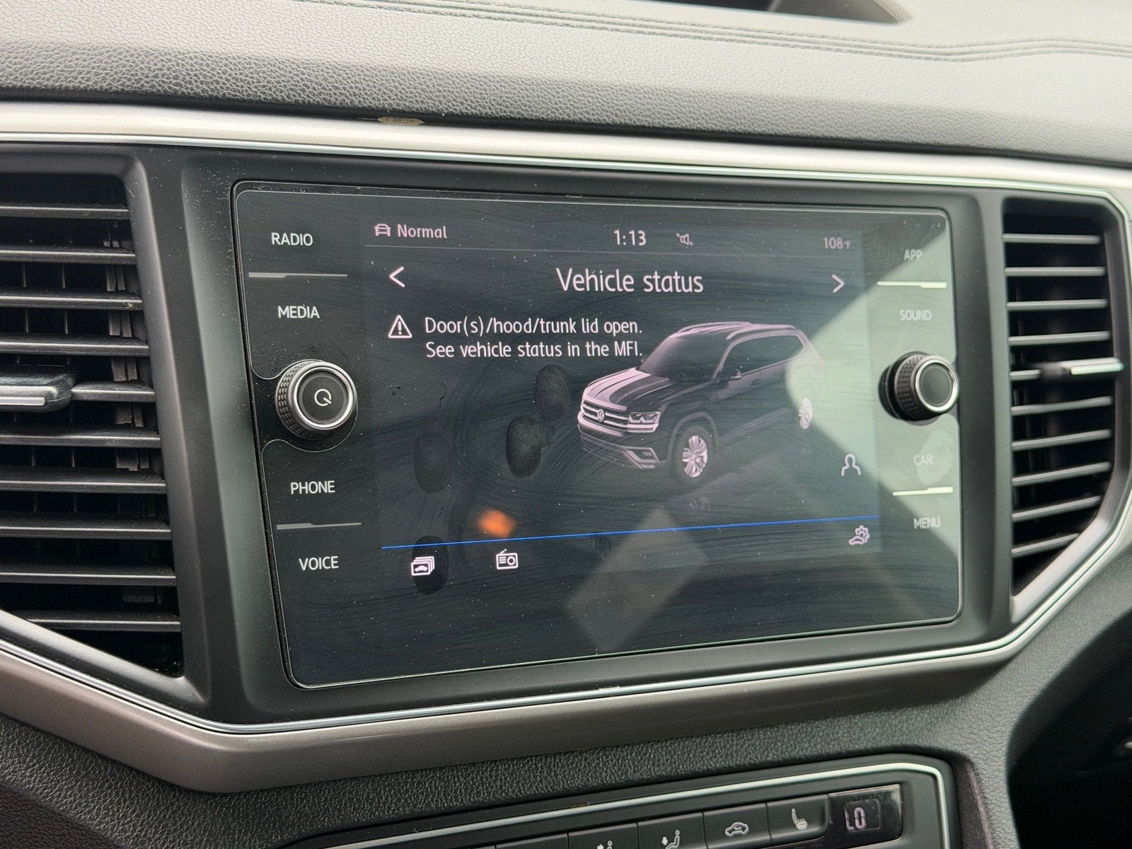2019 Volkswagen Atlas 3.6L V6 SE w/Technology R-Line