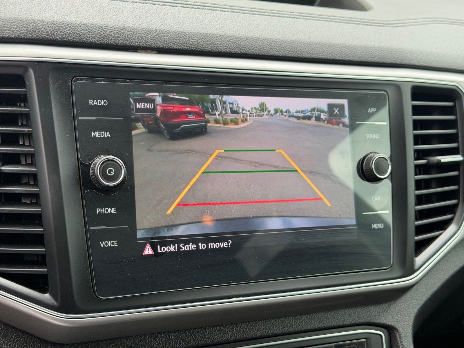 2019 Volkswagen Atlas 3.6L V6 SE w/Technology R-Line