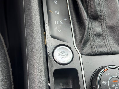 2019 Volkswagen Atlas 3.6L V6 SE w/Technology R-Line