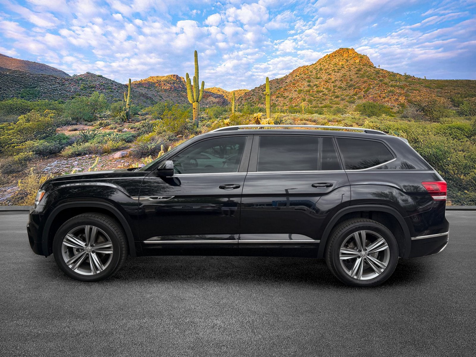 2019 Volkswagen Atlas 3.6L V6 SE w/Technology R-Line