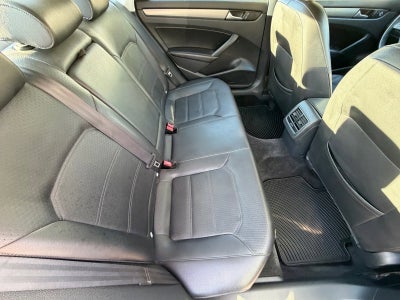 2015 Volkswagen Passat 2.0L TDI SE