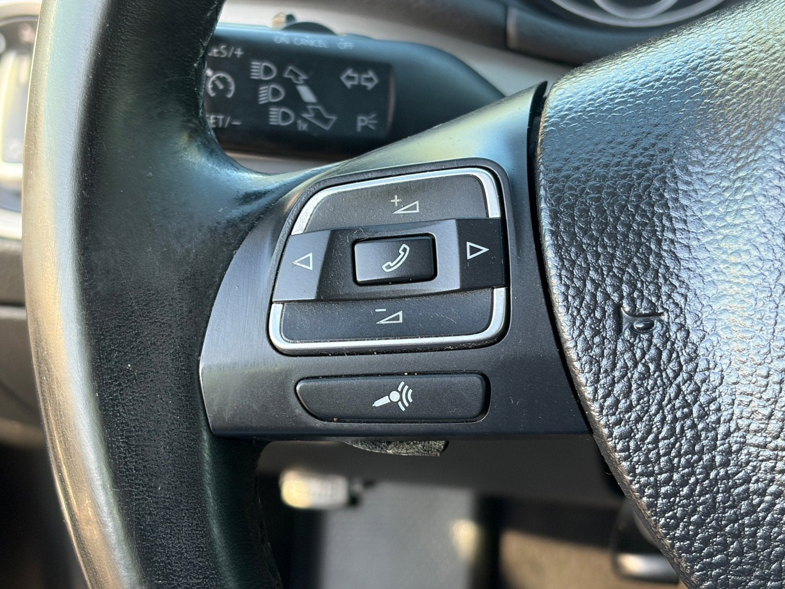 2015 Volkswagen Passat 2.0L TDI SE