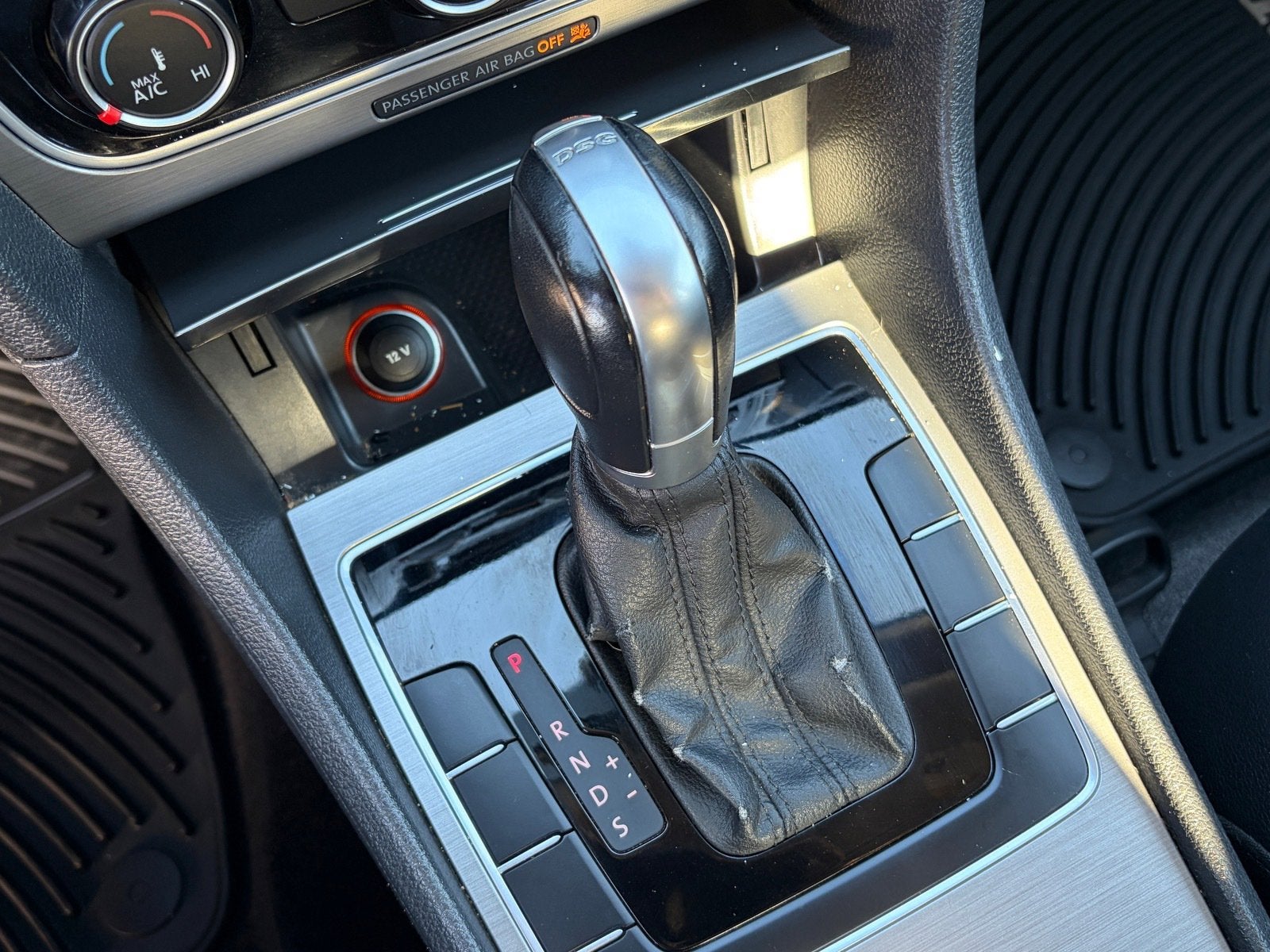 2015 Volkswagen Passat 2.0L TDI SE