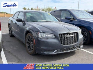 2019 Chrysler 300 Touring