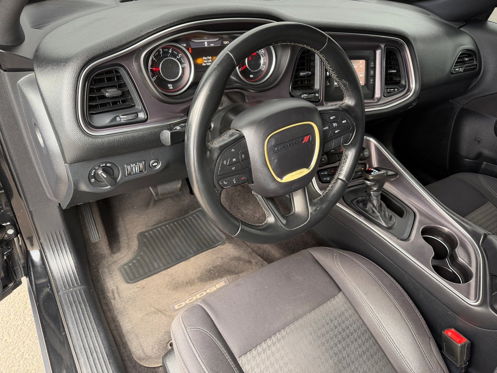 2015 Dodge Challenger SXT