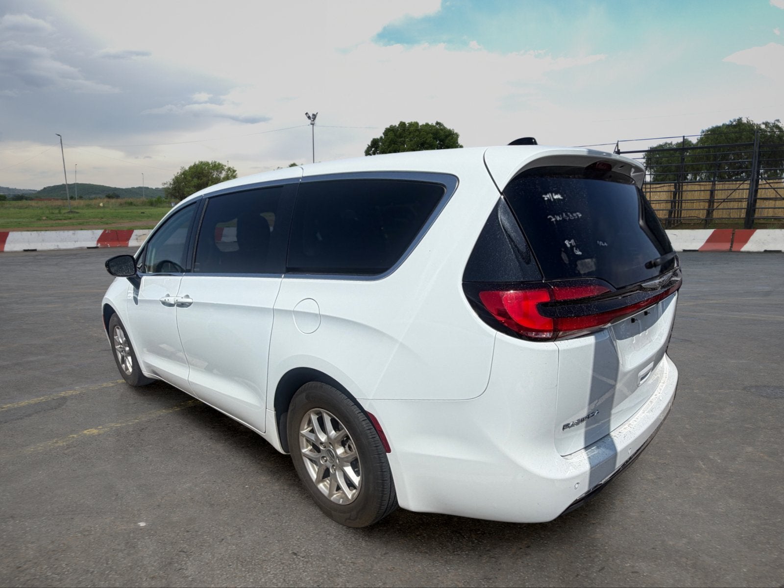 2024 Chrysler Pacifica Touring L