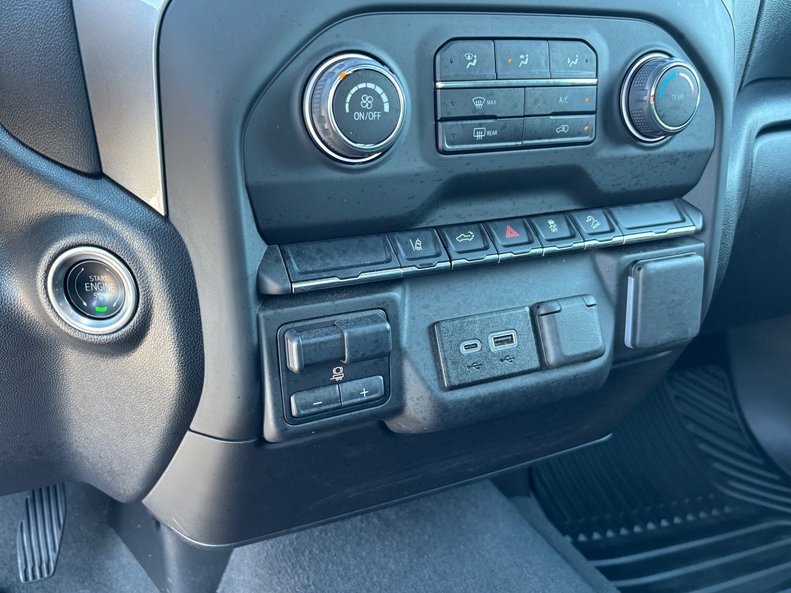 2025 Chevrolet Silverado 2500 HD Custom