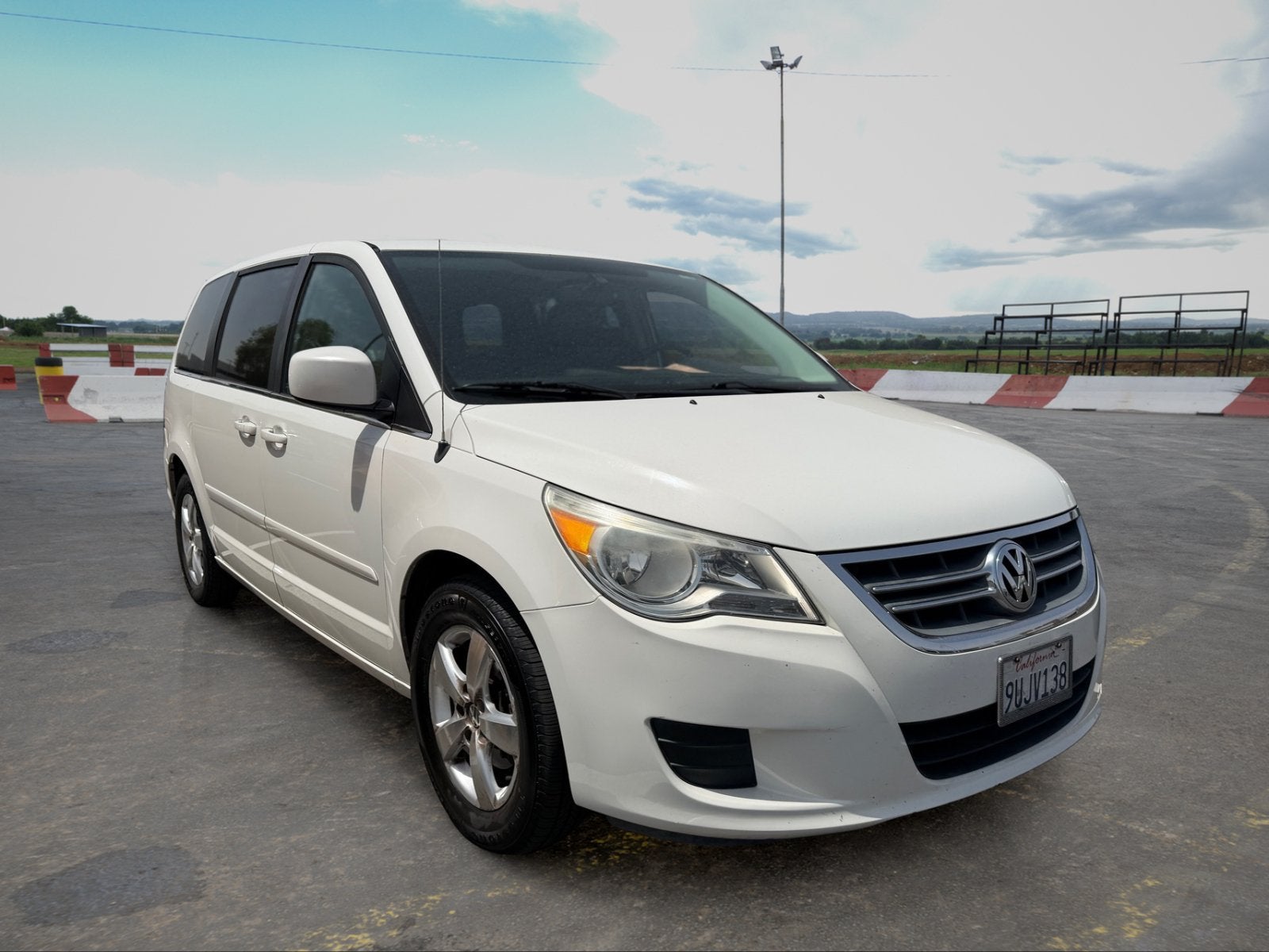 2009 Volkswagen Routan SEL