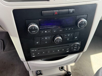 2009 Volkswagen Routan SEL