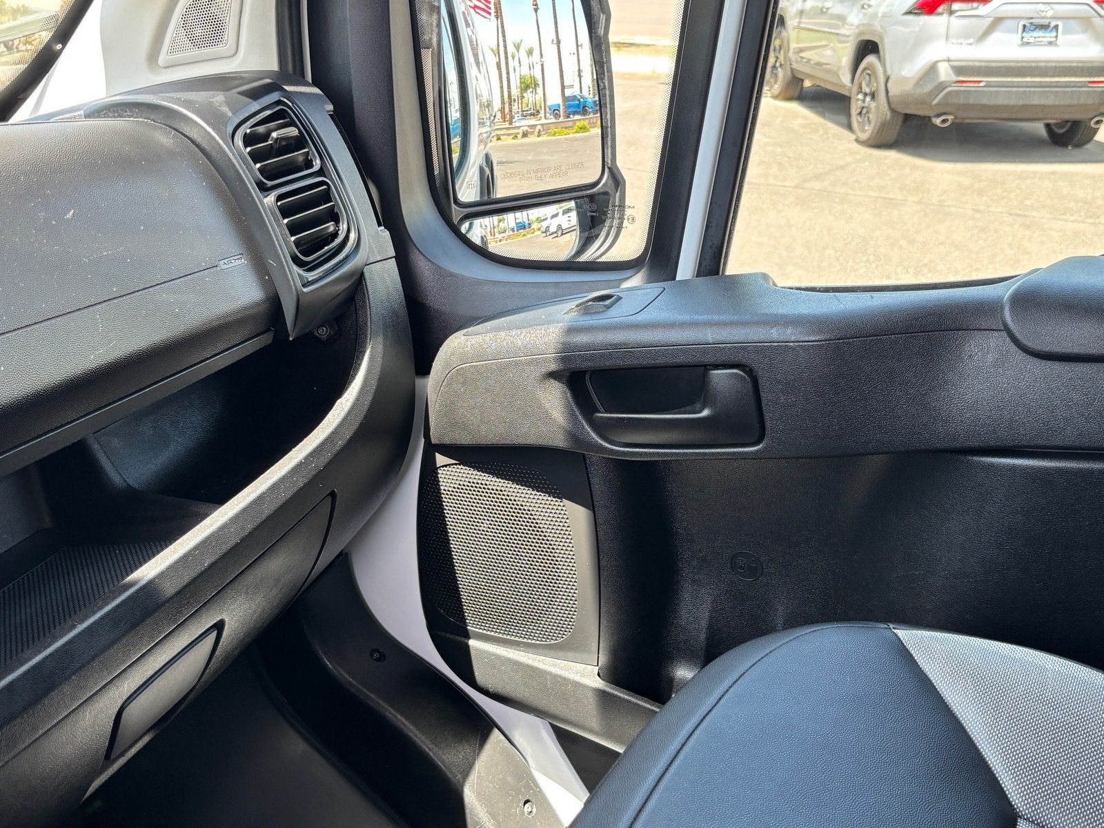 2025 RAM ProMaster Cargo Van Tradesman