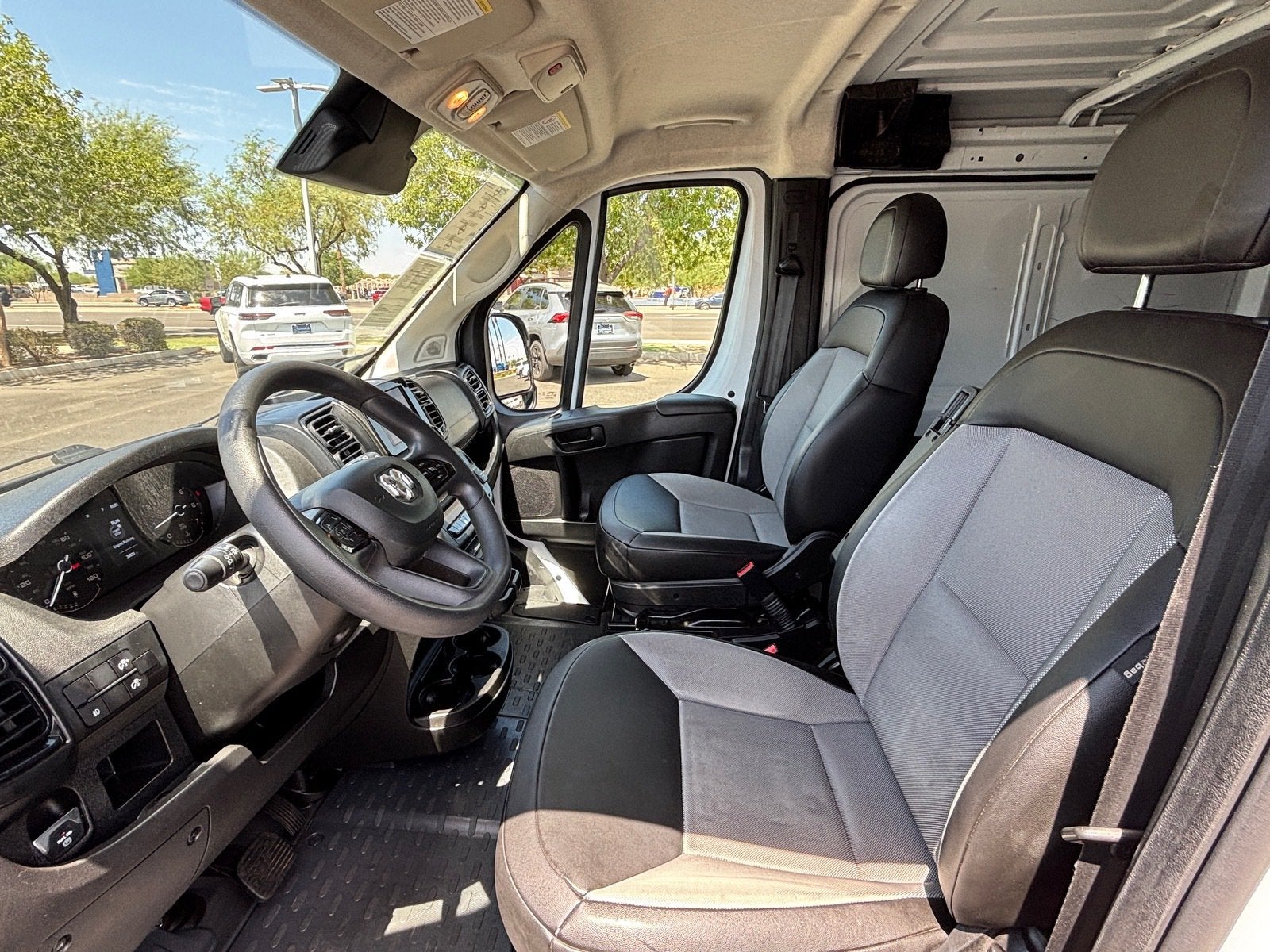 2025 RAM ProMaster Cargo Van Tradesman