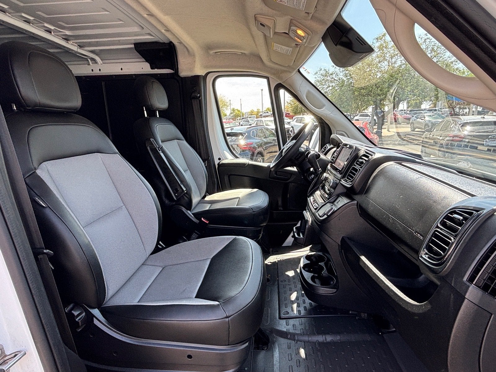 2025 RAM ProMaster Cargo Van Tradesman