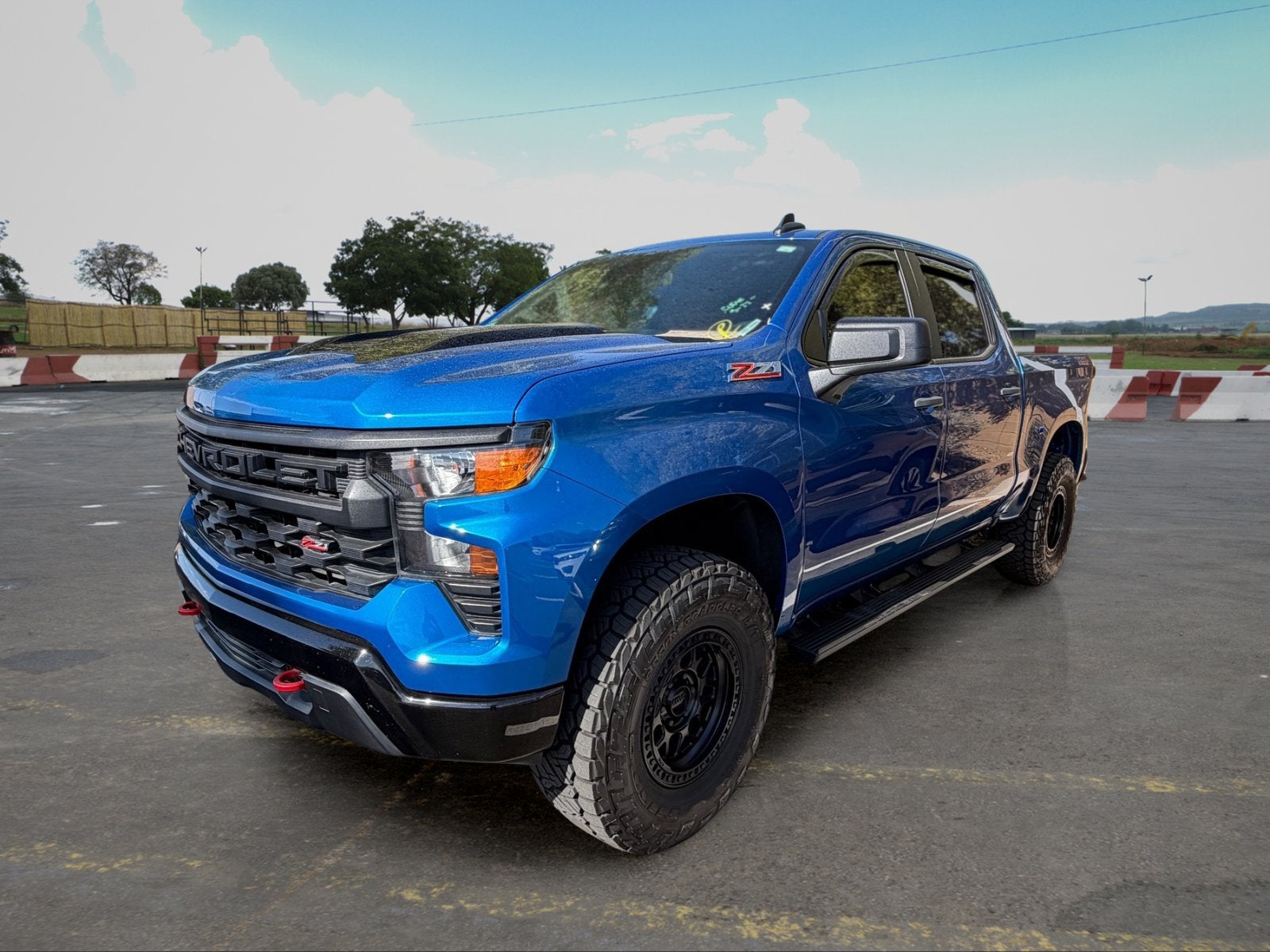 2023 Chevrolet Silverado 1500 Custom Trail Boss