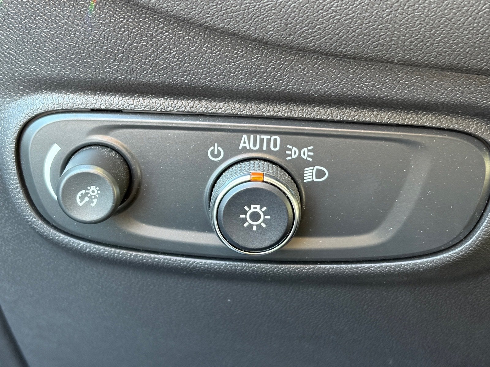 2024 Chevrolet Equinox Base