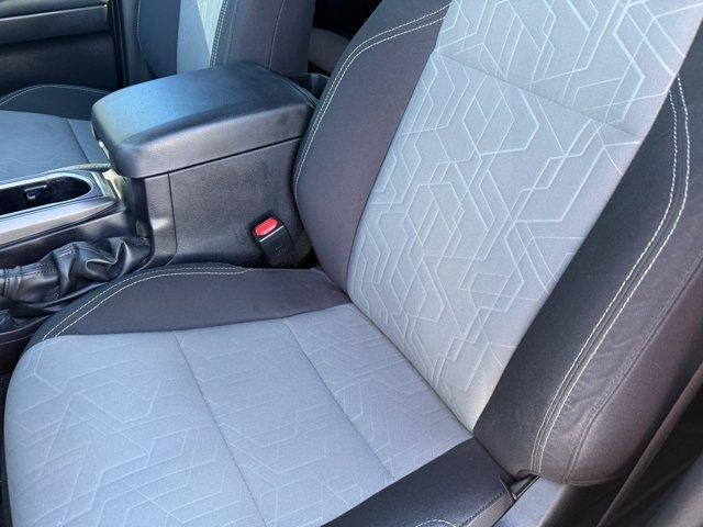 2022 Toyota Tacoma 2WD SR5