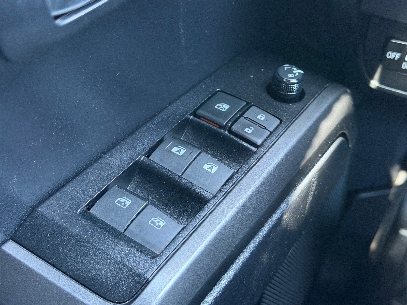 2021 Toyota Tacoma 2WD SR5
