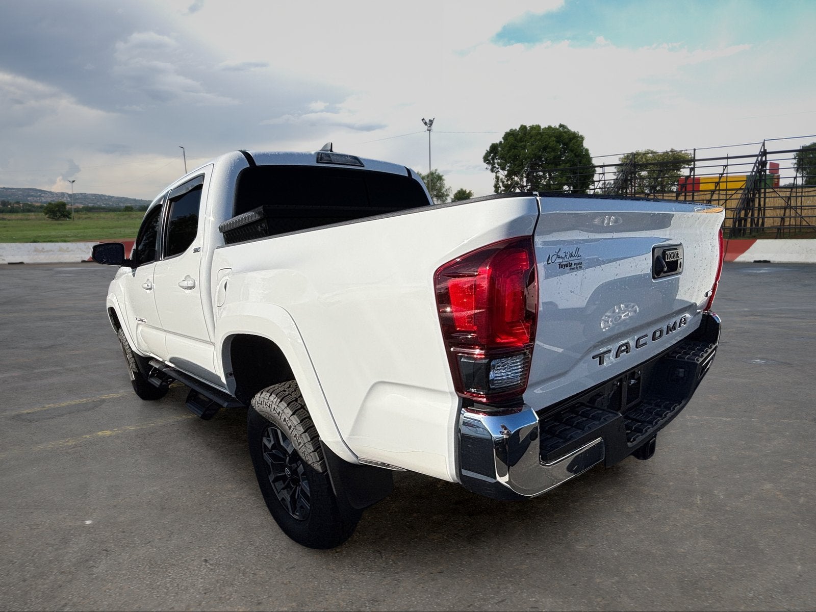 2022 Toyota Tacoma 2WD SR5