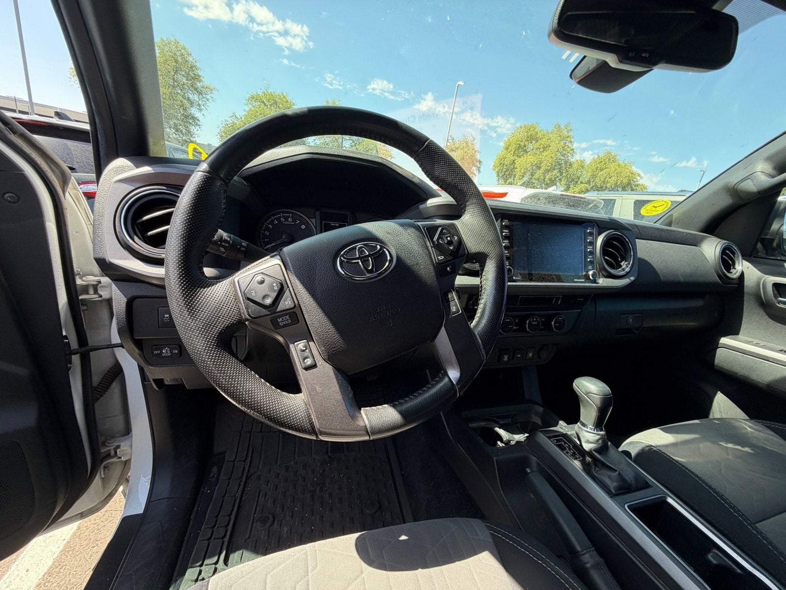 2022 Toyota Tacoma 4WD SR