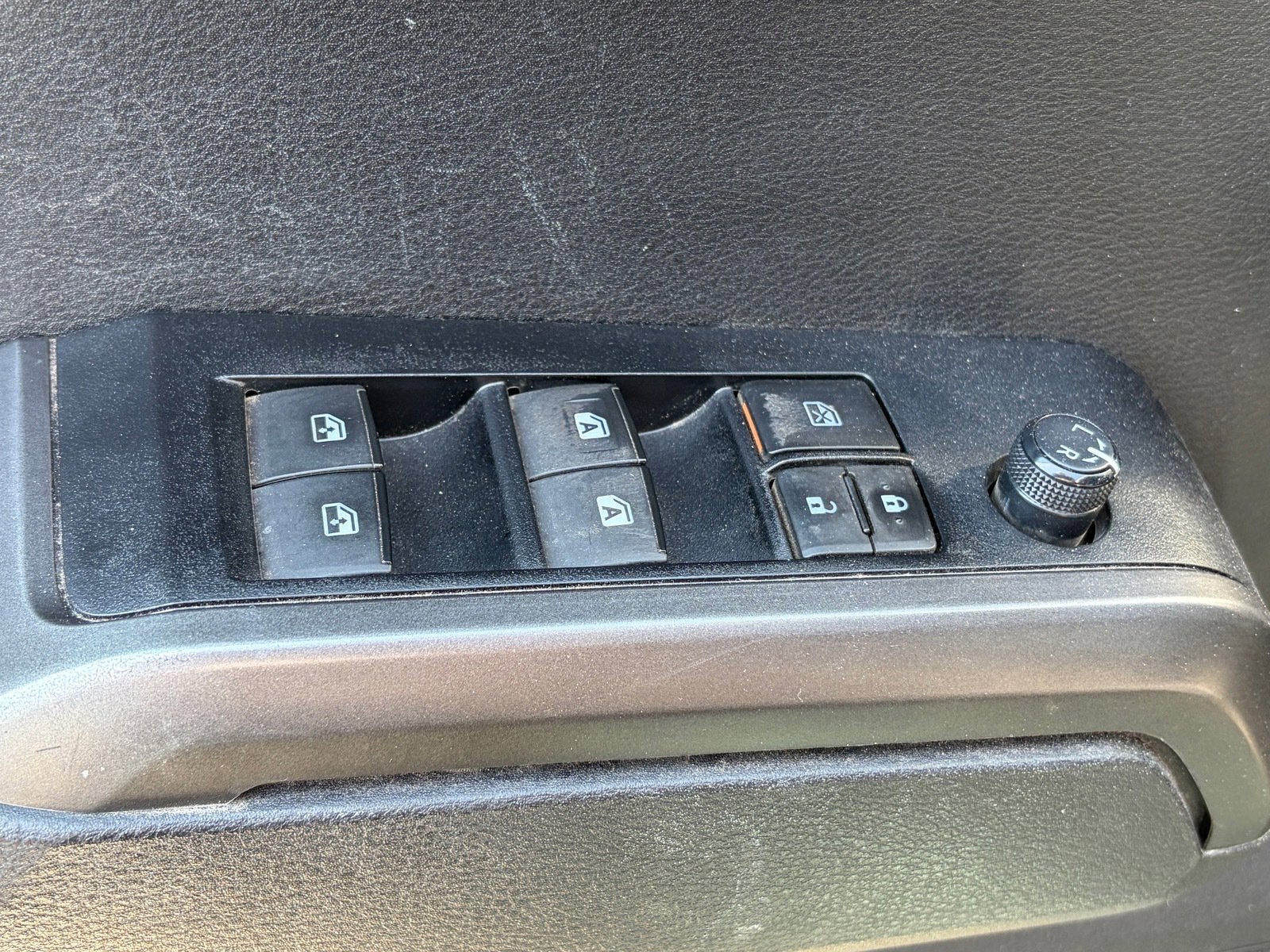 2022 Toyota Tacoma 4WD SR
