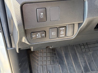 2022 Toyota Tacoma 4WD SR