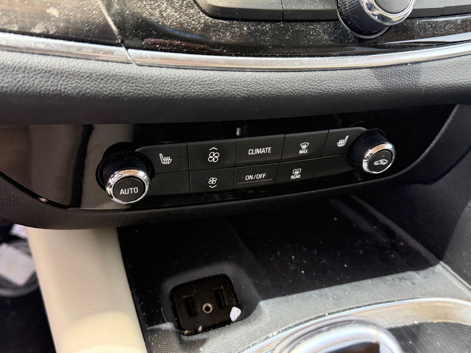 2018 Buick Enclave Essence