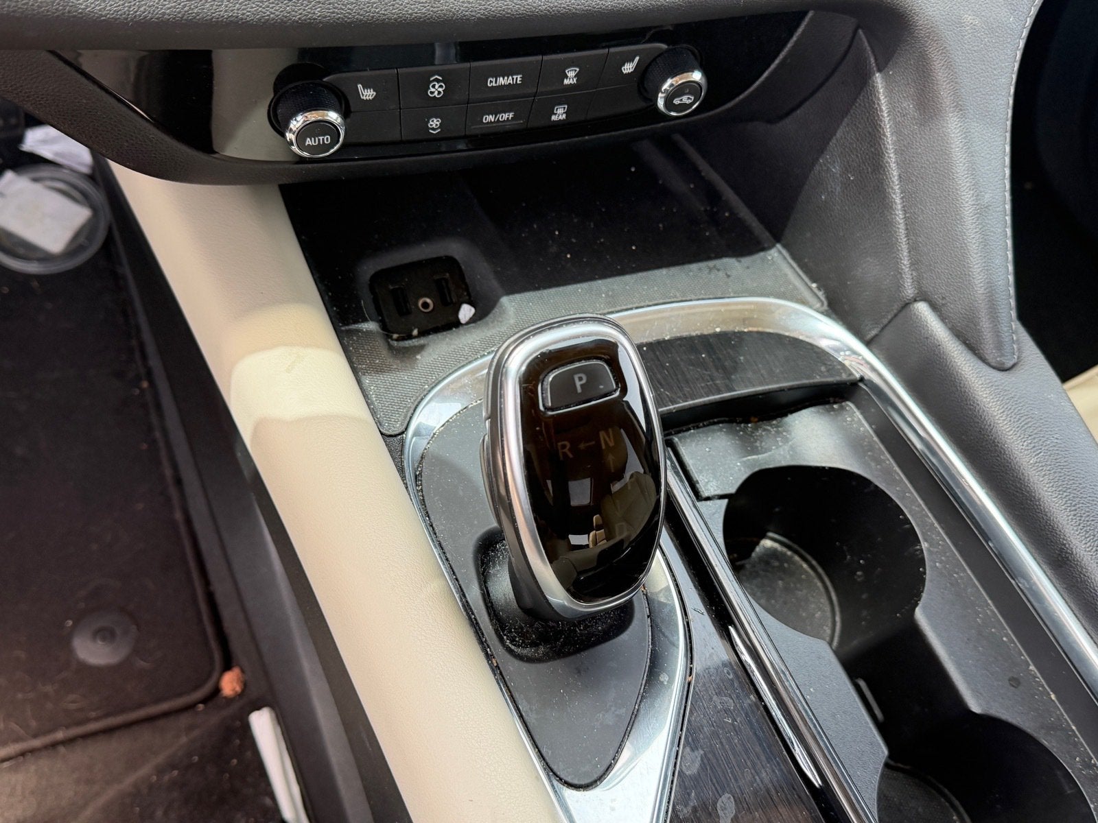 2018 Buick Enclave Essence