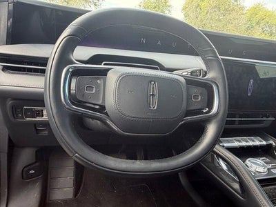 2025 Lincoln Nautilus Reserve