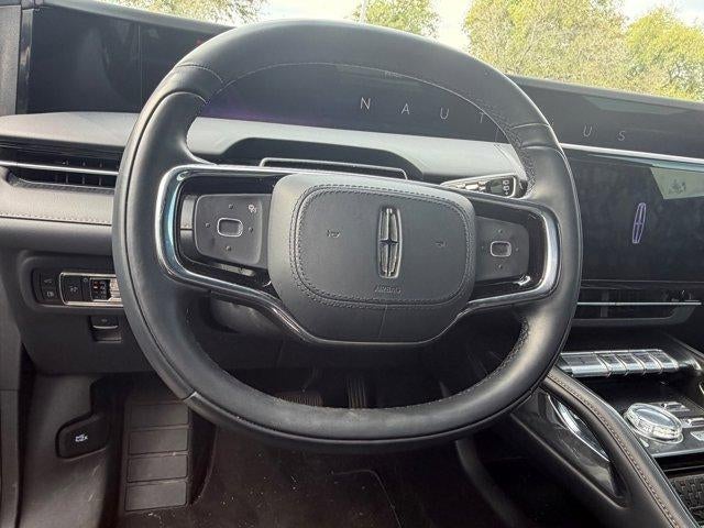 2025 Lincoln Nautilus Reserve