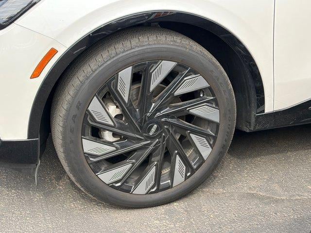 2025 Lincoln Nautilus Reserve