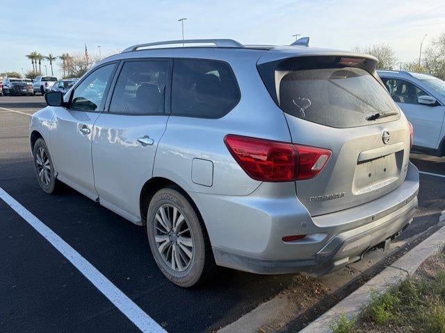 2019 Nissan Pathfinder SV