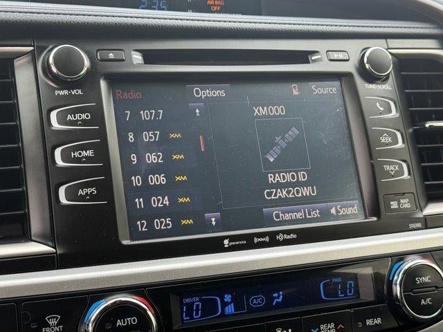 2019 Toyota Highlander SE