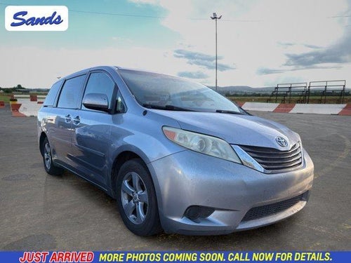 2011 Toyota Sienna LE AAS