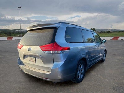 2011 Toyota Sienna LE AAS