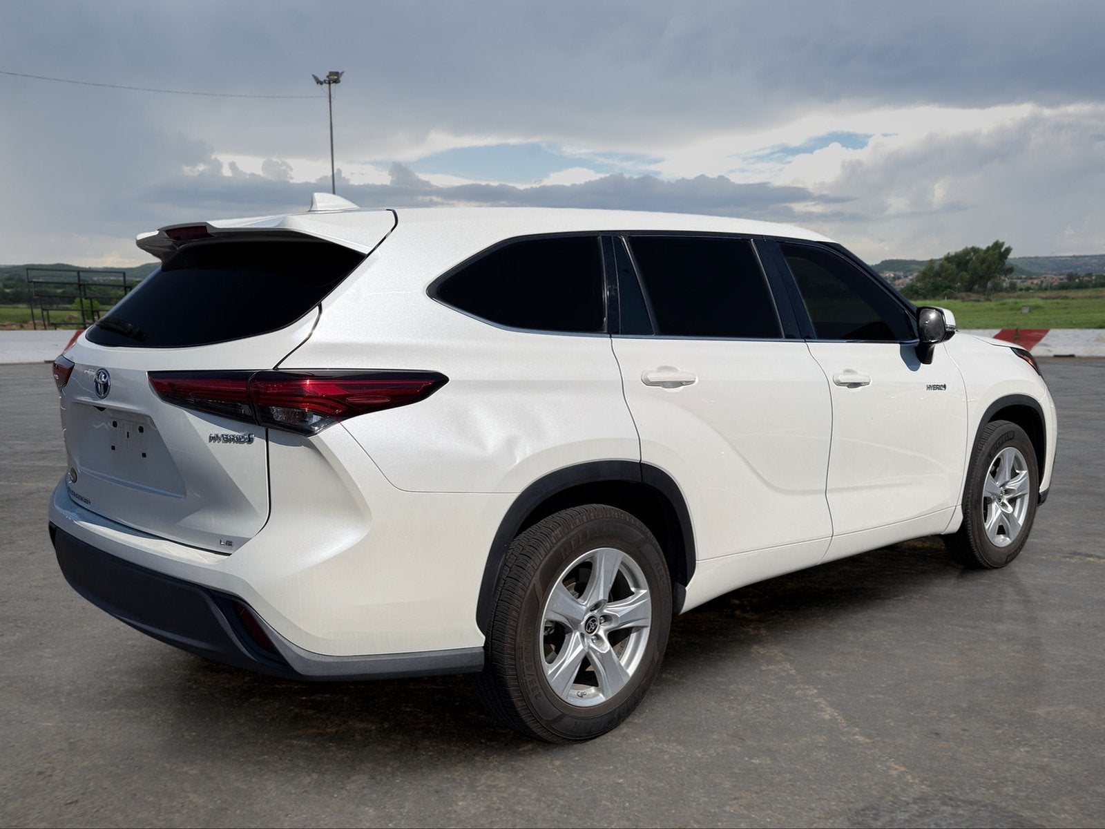 2021 Toyota Highlander Hybrid LE
