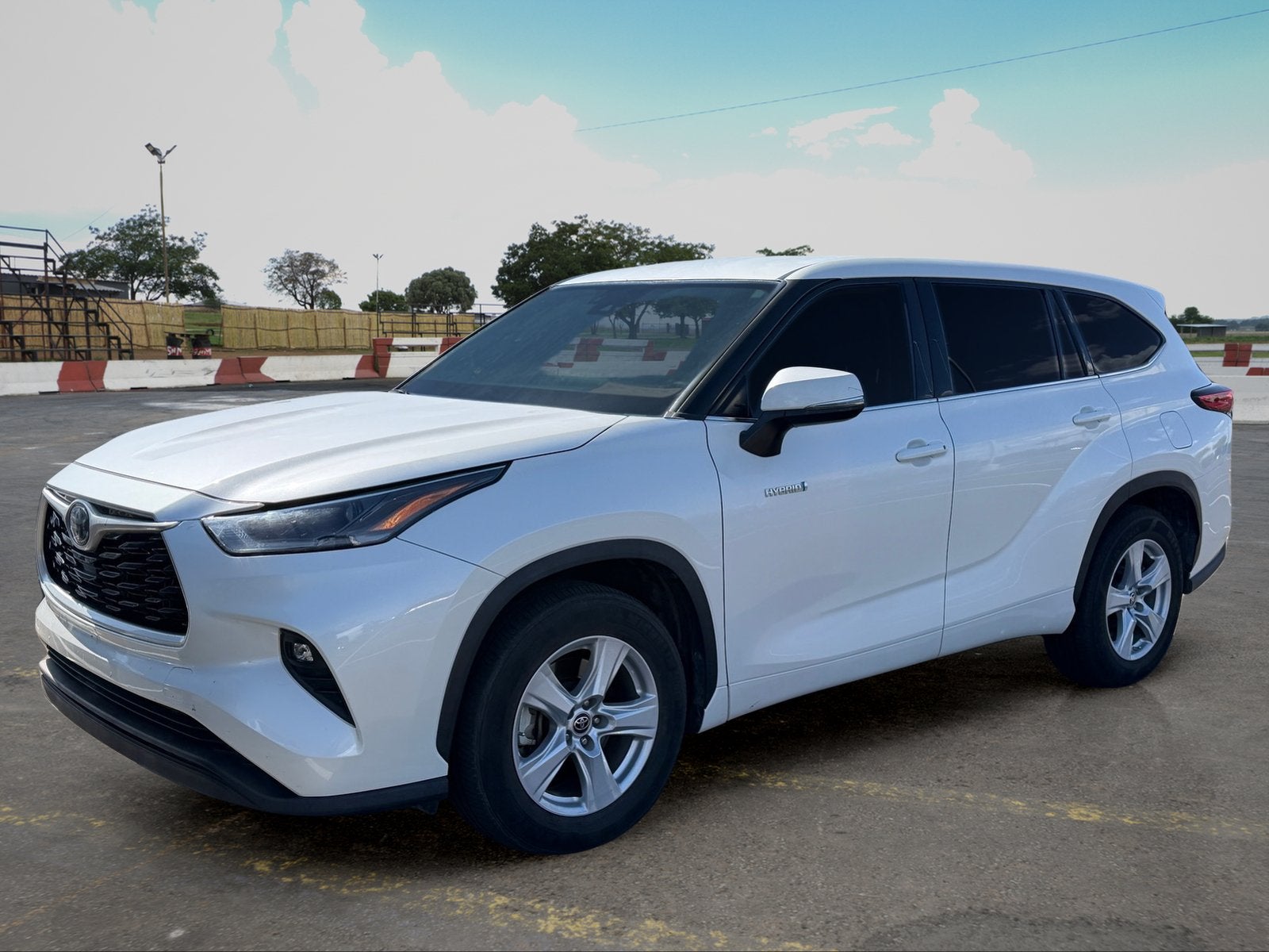 2021 Toyota Highlander Hybrid LE