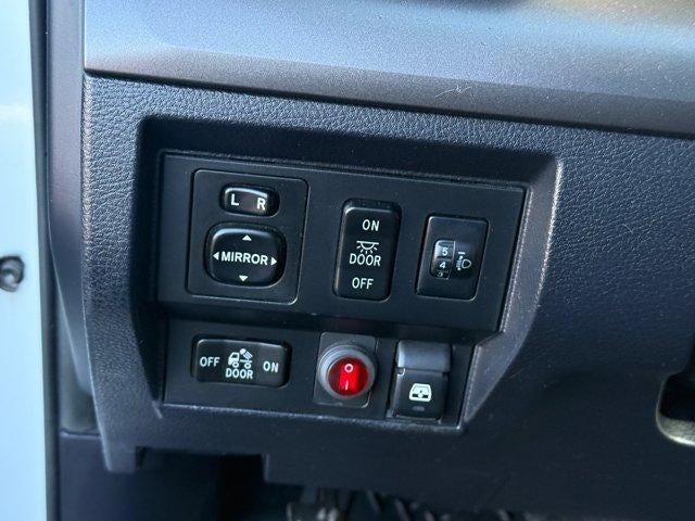 2017 Toyota Tundra 2WD SR5