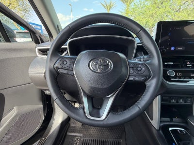 2025 Toyota Corolla Cross XLE