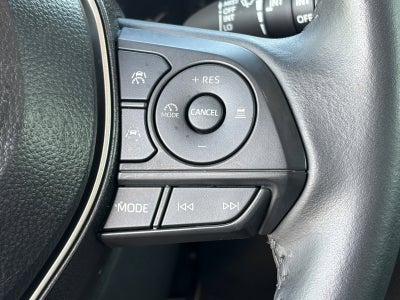 2025 Toyota Corolla Cross XLE
