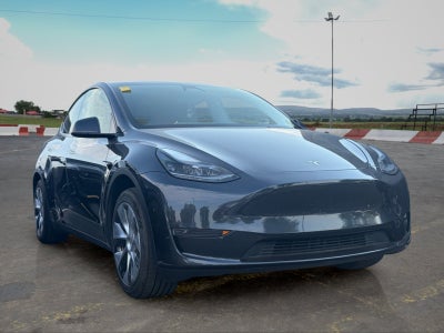 2024 Tesla Model Y Base