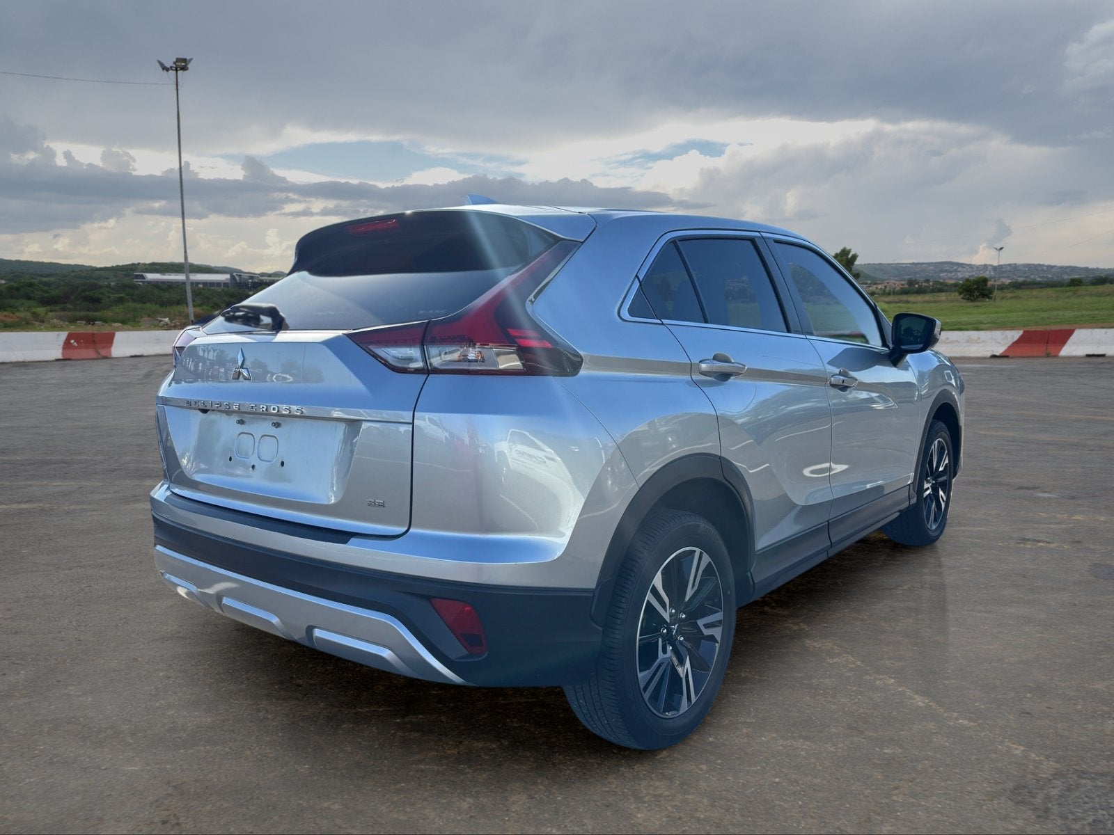 2025 Mitsubishi Eclipse Cross Base