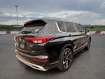 2022 Mitsubishi Outlander Base