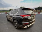 2022 Mitsubishi Outlander Base