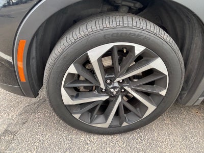 2022 Mitsubishi Outlander Base