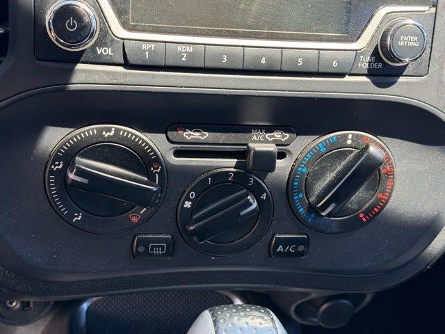 2016 Nissan JUKE S