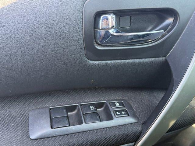 2012 Nissan Rogue SV